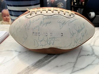 1976 Signed Chicago Bears Football