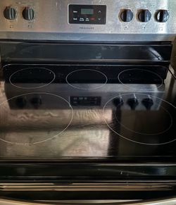 Frigidaire Electric Range