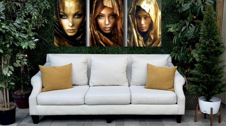 (Free Delivery 🚚) American Furniture Cream couch 