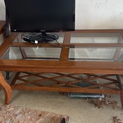 Coffee table and side table