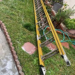 Excellent Condition, Different Sizes Fiberglass Extension, Ladders