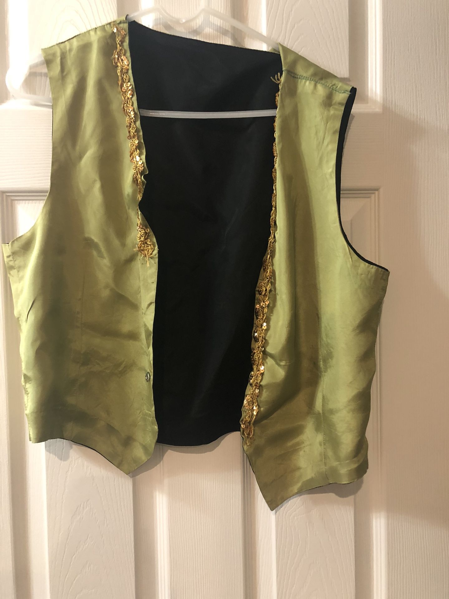 Sequin vest for Halloween costume green and black