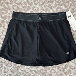 Alo Black Tennis Skirt $25 **READ DESCRIPTION**