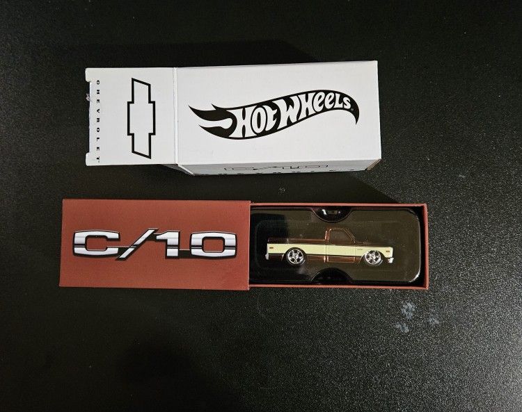 Hot Wheels RLC Chevy C-10