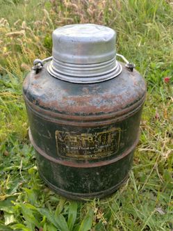 Antique Aladdin Thermalware water/food storage jug
