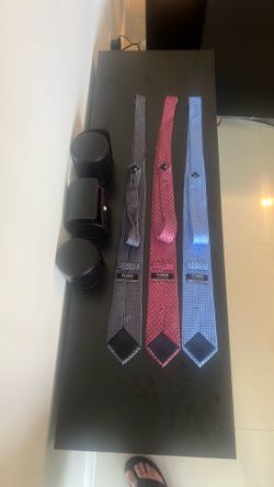 3 Jos. A. Bank Silk Ties – Traveler Collection, Red & Blue Set + Travel Cases