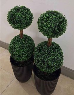 *** NEW LOW PRICE *** PAIR of 3ft Faux Boxwood Topiaries in 14in Black Ribbed Planters (2 for $120) @ Lasting Creations