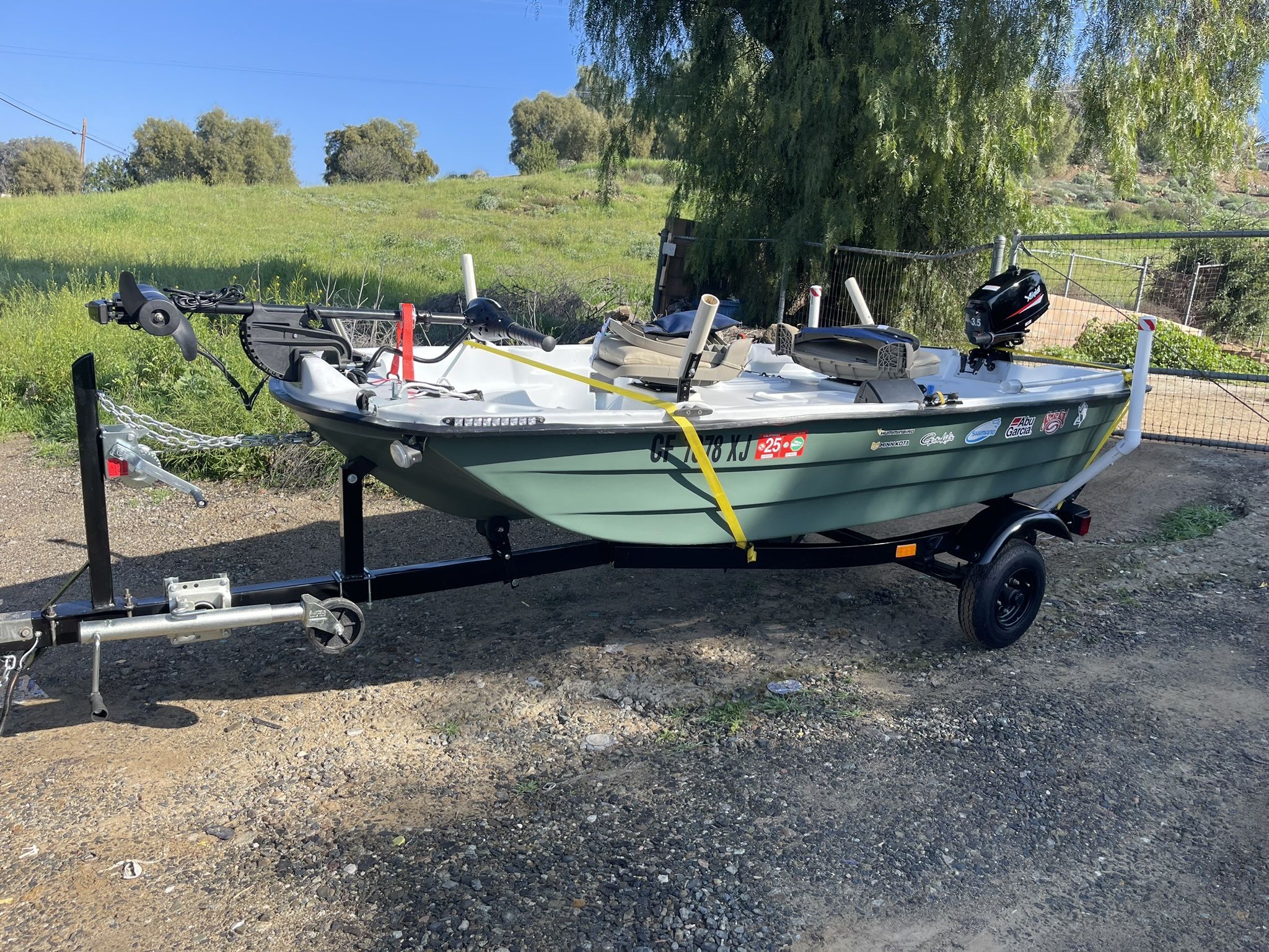Pelican Predator 103 Boat & Trailer