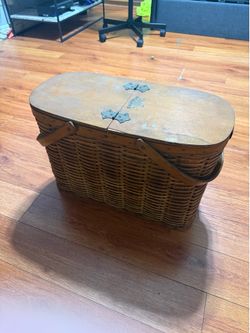 Vintage Hawkeye Basket Refrigerator
