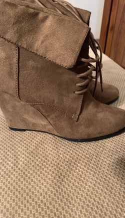 Brown boots size 9 by fioni