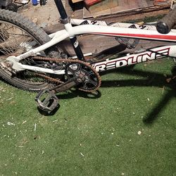 Redline  bike  uúyy I'm mom ill ok hĝÿ