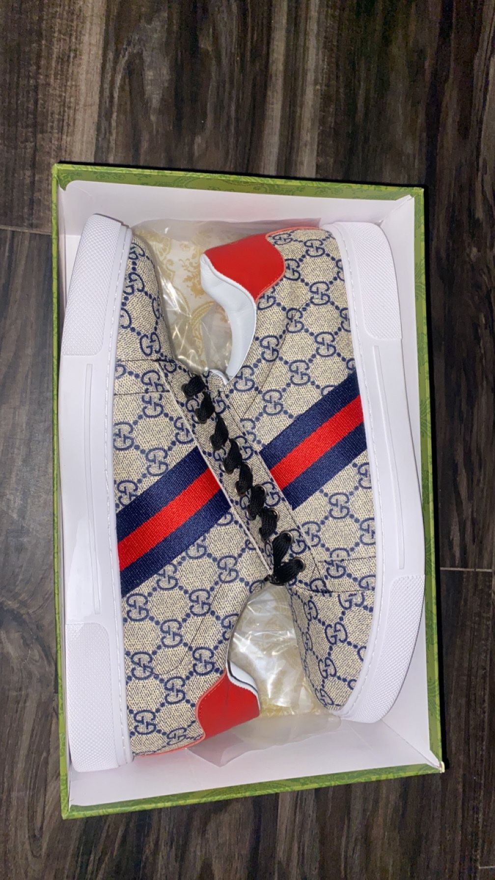 gucci