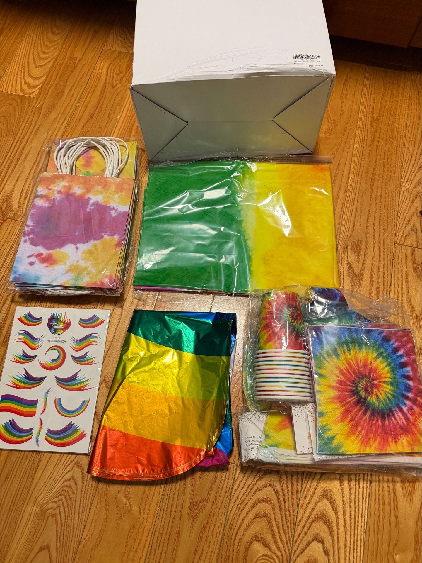 New Tie Dye Party Supplies Set for 12
