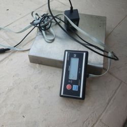 Avery Berkel Food Scale