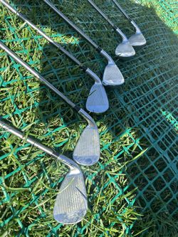Adams Blue 2015 Iron Set 5-PW Aldila SlimTech 55g Lite RH Golf Clubs