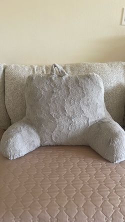 Bed rest pillow gray