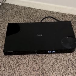 Samsung BD-FM59C 3D Smart 1080p Built-In WiFi Blu-Ray Disc Player missing /remote