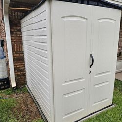 Rubbermaid Outdoor Shed 5x6