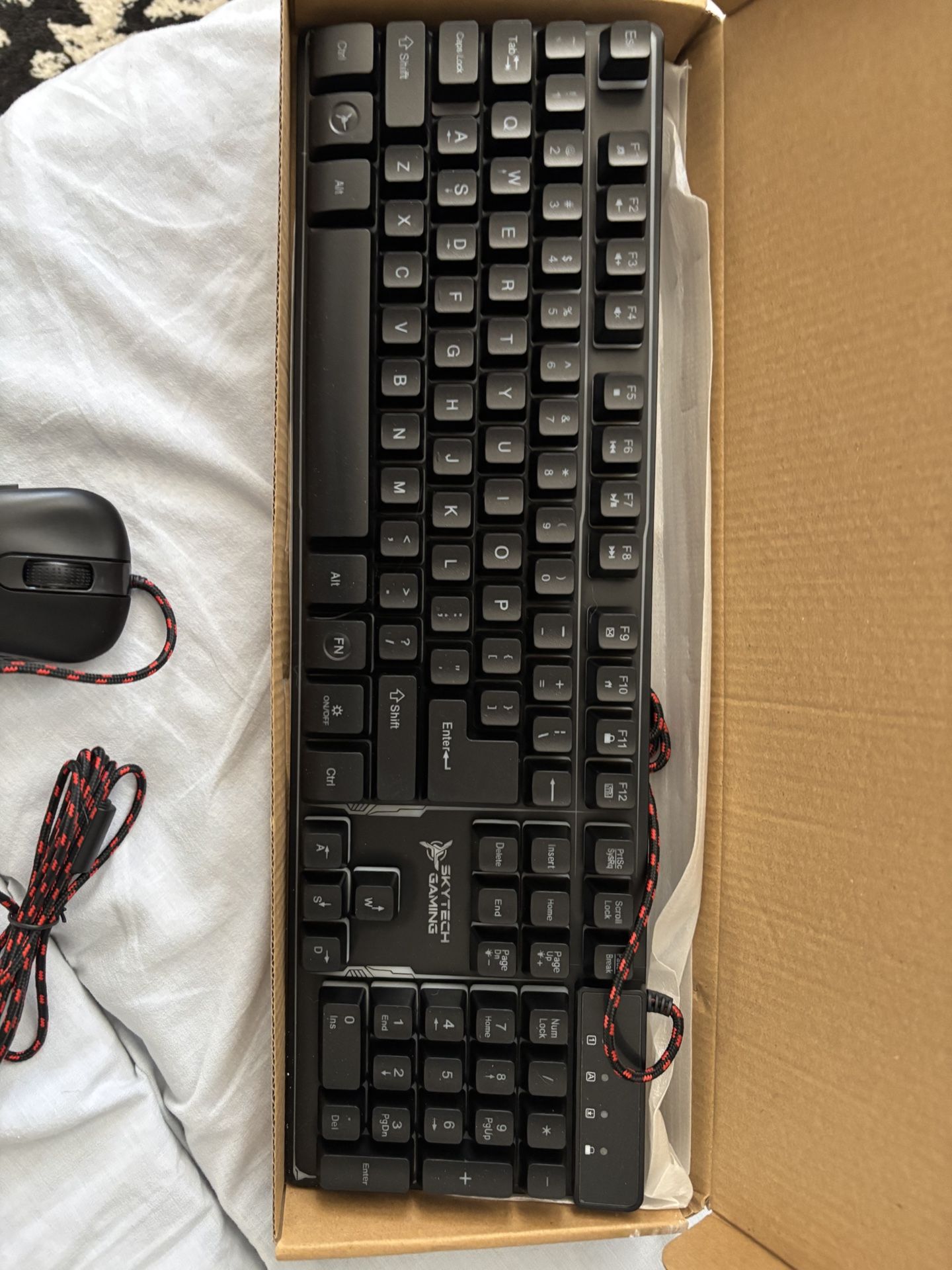Sky tech Gaming Keyboard And mouse BRAND NEW