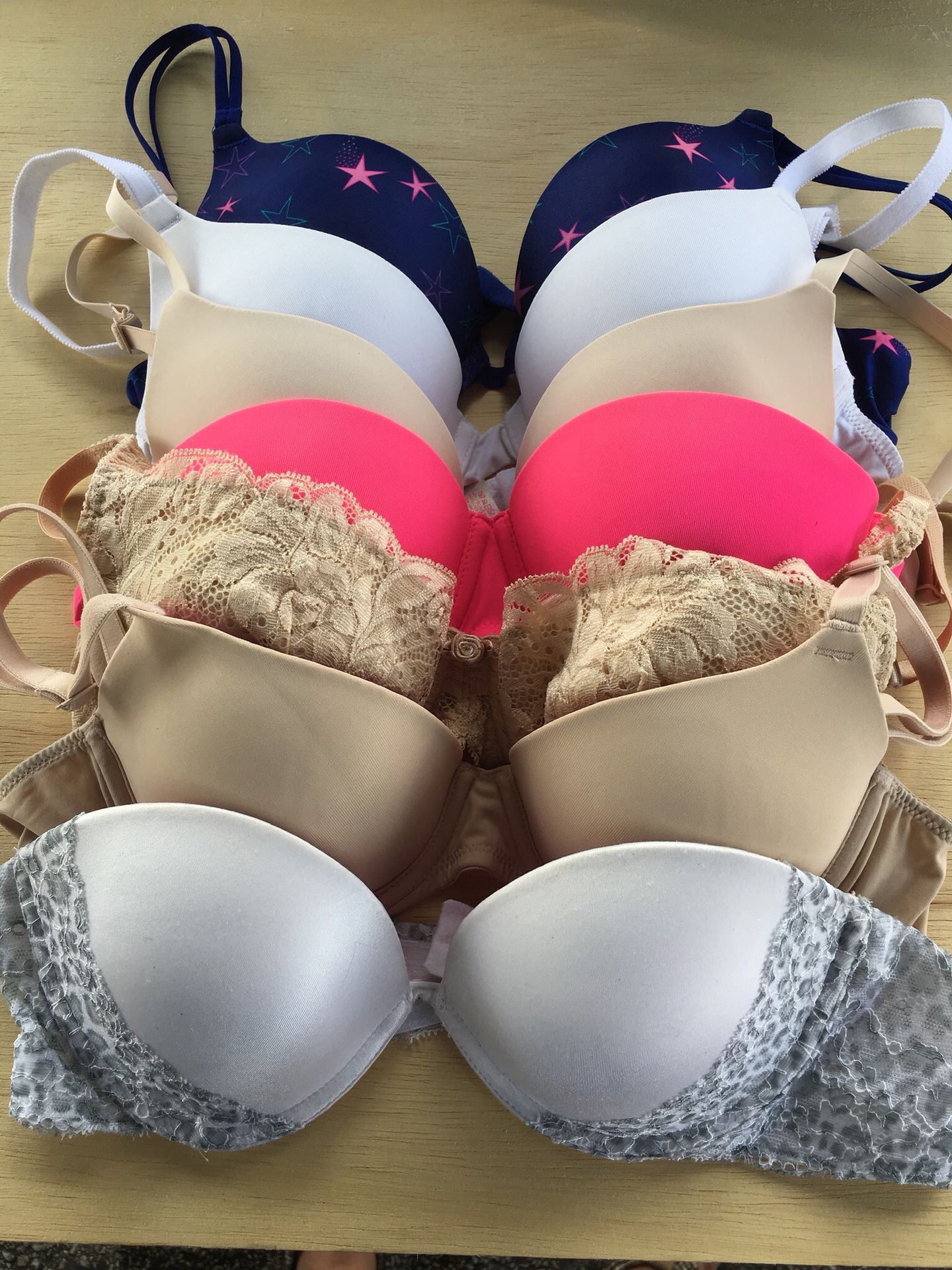 Victoria Secret Body by Victoria Racerback Demi bra size 38C for Sale in  Coral Springs, FL - OfferUp