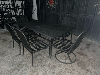 Hampton Bay Metal 66” Rectangle Patio Table w/ 6 Metal Outdoor Patio Chairs