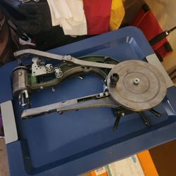 Sewing Machine Hand Operated for leather