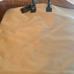 Two piece Maxx New York travel garmet bag/shopper or purse