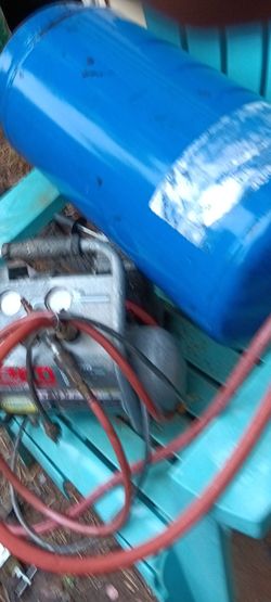 Air compressor