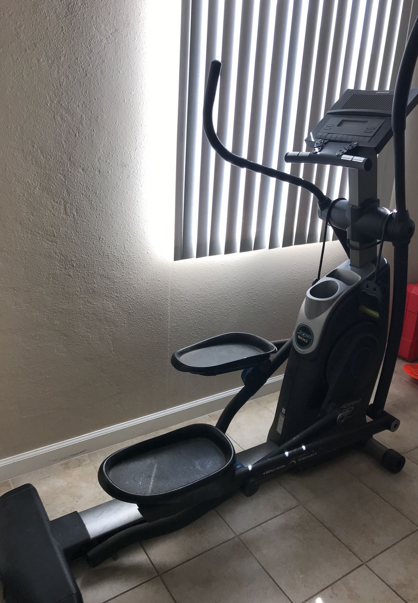 Xp 600 elliptical hot sale