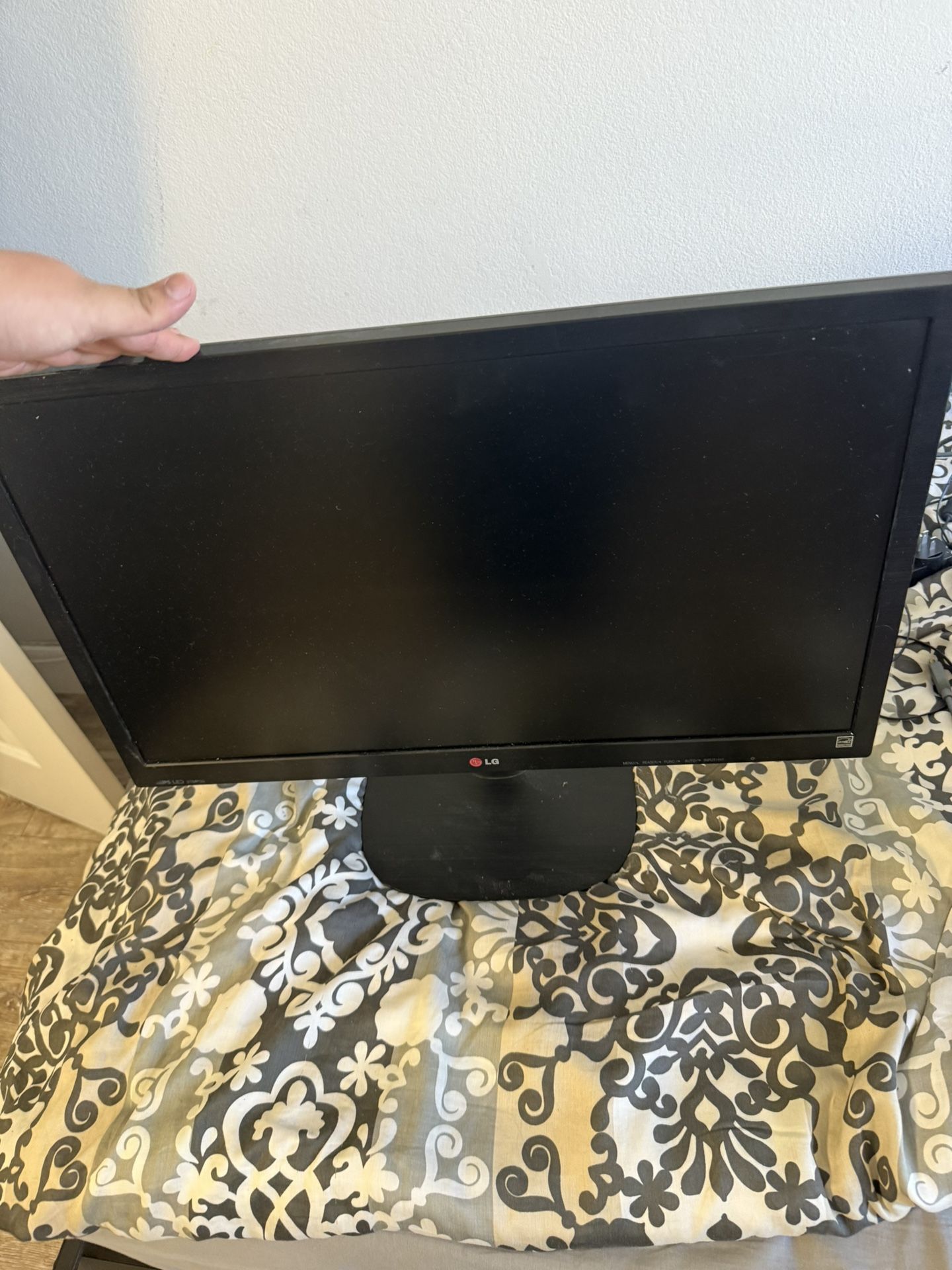 LG 144hz MONITOR 