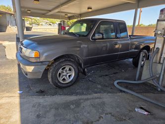 2000 Mazda B-Series Pickup