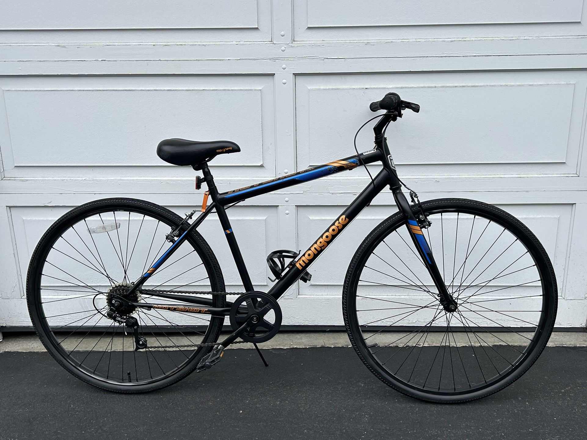 Mountain Bike MONGOOSE Tires 700 Frame 17”