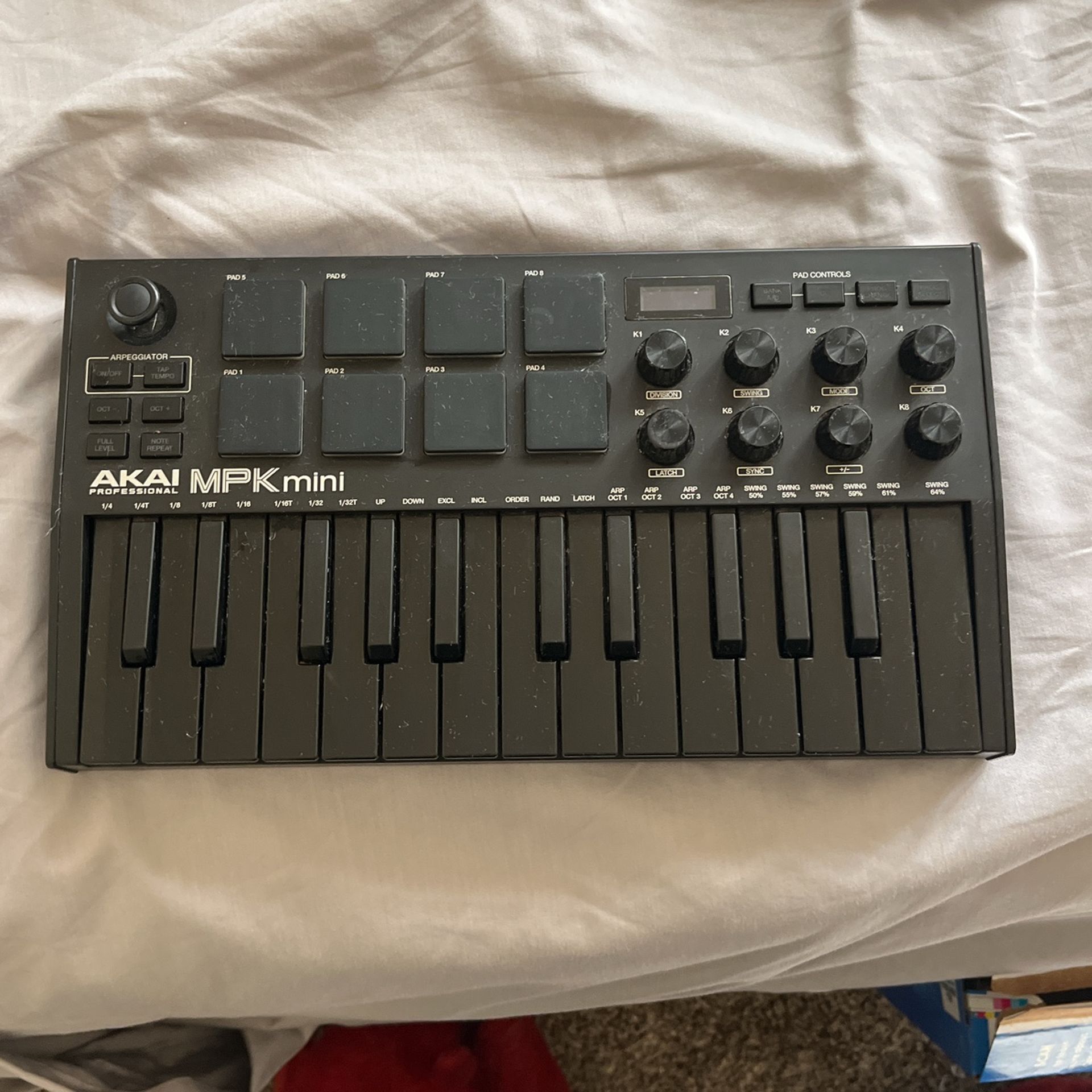 Akai MPK Mini