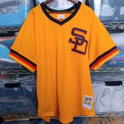 4XL Tony Gwynn San Diego Padres 1982 Gold Mitchell And Ness Men's Authentic Batting Practice Jersey