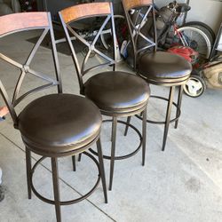 Bar Stools/ Chairs/ Seats