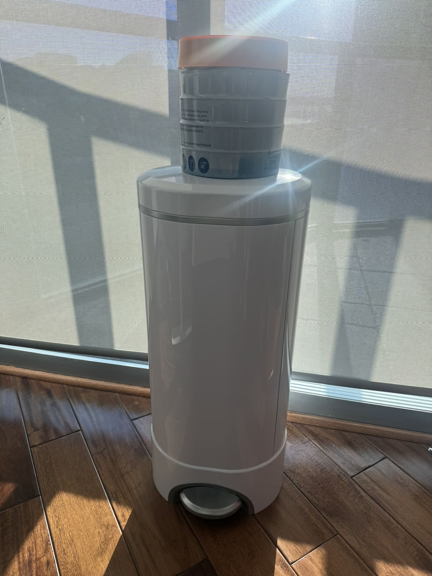 Munchkin Step Diaper Pail & 5 Refill Rings