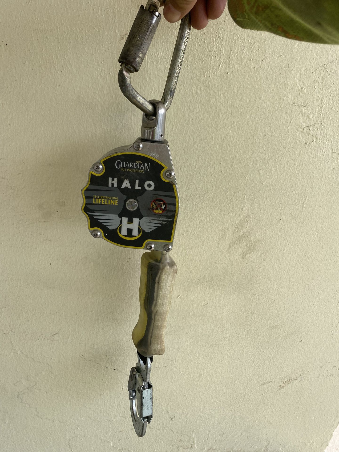 Self Retracting Lifeline