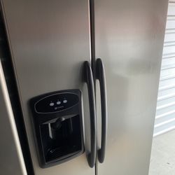 Refrigerator Maytag 