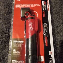 Milwaukee Flashlight USB 3.0