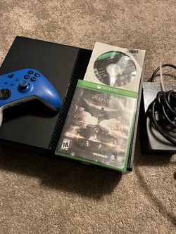 Xbox One Console Bundle with Controller and Games