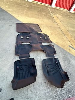 Weather tech mats for 2018 Chevy suburban LT