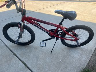 Mongoose Ravage BMX Bike Red