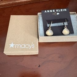 Anne Klein, NWT, silver teardrop rhinestone pierced dangle earring
