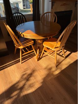 Dinning room table