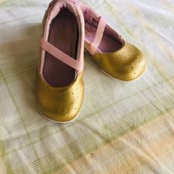 Kids Puma Shoes Size 12