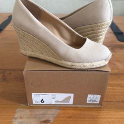 J. Crew Women’s Shoes Size 6