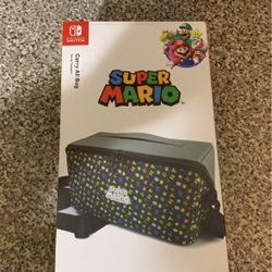 Super Mario Carry On Case