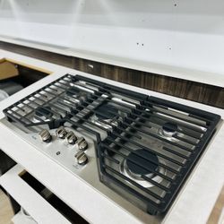 NEW GE Profile - 36" Built-In Gas Cooktop - Stainless Steel Model:PGP7036SLSS