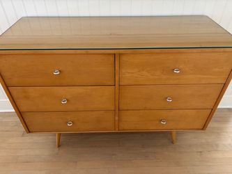 Midcentury Modern Paul McCobb Six-Drawer Dresser