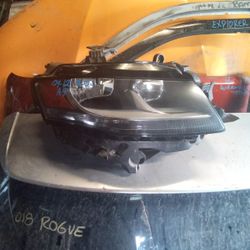 2009 - 2012 Audi A4 Right Headlight